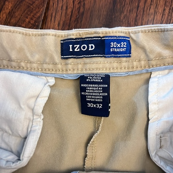 Izod straight khaki 30x32 - Picture 2 of 3